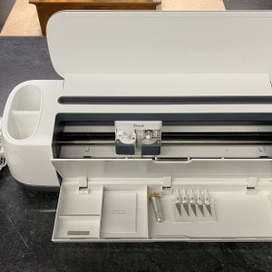 Cricut CXPL301 Vinyl Cutter Maker Machine W/ Power Supply 