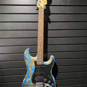 Fender Mexican Stratocaster Guitar Electric Blk / Blue 6-String w/ Hard Case 