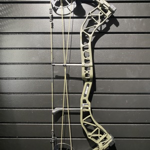 Bear Alaskan Bow Compound - 55lbs to 70lbs 