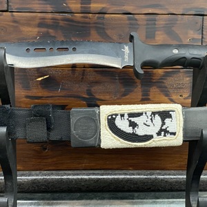 Knife w/ Beaded Sheath 