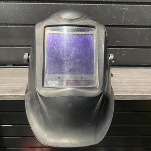 Lincoln Viking 3350 Welding Helmet Auto Darkening 
