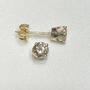  YG 14kt 0.56g Earrings 20pt Dia Studs