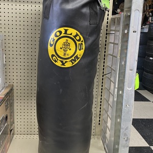 Golds Gym Punching Bag 90lb Heavy Bag w/ Chains 
