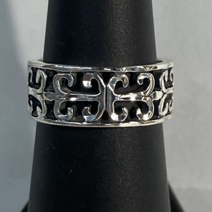  Silver 925 4.72g Ring W/ Swirl Design - S6