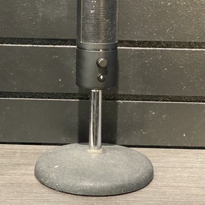 Razer RZ19-0229 Microphone W/ Stand & Power Cord 