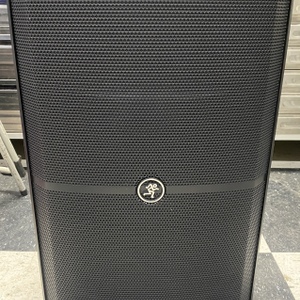 Mackie Speaker - SRM215 - 2000W 15" Powered Speaker 