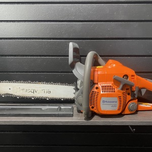 Husqvarna Chainsaw 435 Gas Powered W/ Guard 