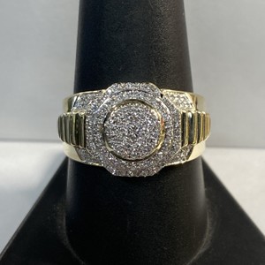  YG 10kt 5.45g Ring Cluster Dias (Light Framed) - S10