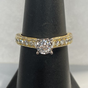  YG 14kt 3.89g Ring 33pt Main w/ Dia Band - S7