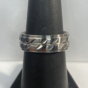  Titanium Ring Gray w/ Design - S7 
