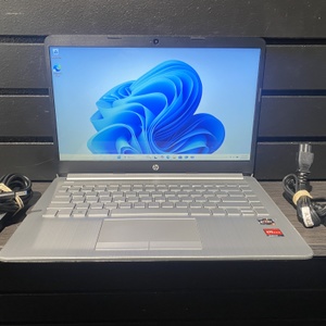 HP 14-DK1022WM Laptop Ryzen 3 3250U - 4GB RAM - 1TB SSD - Win10 w/ Charger 
