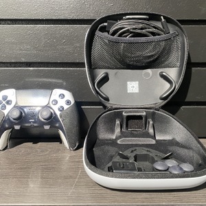 Sony CFI-ZCP1 Controller Ps5 Dual Sense w/ Case 