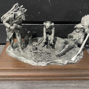  Decor Wallace Pewter Valley Forge Winter Encampment 