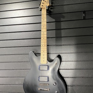 Squier Starcaster Guitar Electric Black 5-String - No Case 