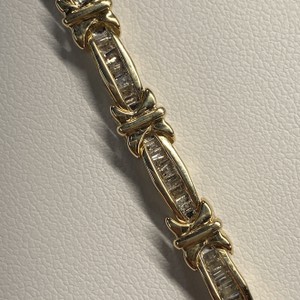  YG 10kt 11.66g Bracelet 7" w/ Baguettes 