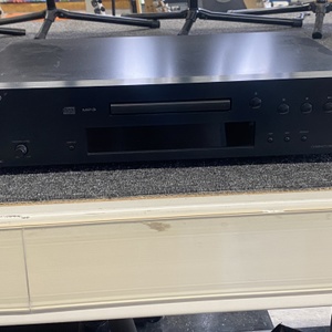 ONKYO C-730 CD / Disc Player (Portable) Single Disc - No Remote 