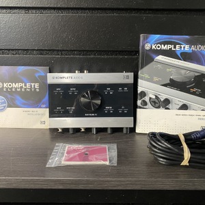 Native Instruments Komplete Audio 6 Recording Interface w/ Cords & Accessories 