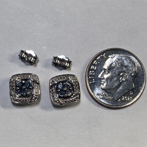  Silver 925 2.43g Earrings Square Studs w/ Green & Clr Stns