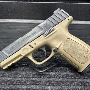 Smith & Wesson SD9 - 9mm - Semi-Auto - FDE Frame - 1 Mag - Soft Holster