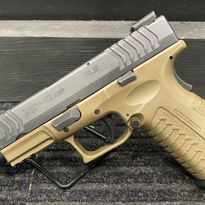 Springfield Armory XDM - .45ACP - Semi-Auto - 3 Mags & Muzzle Break 