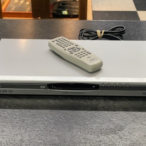 Sanyo Dvd Player w/ Remote 