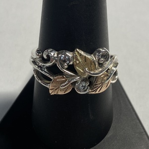  BHS 925 3.87g Ring w/ 3 Leaves & 3 Clr Stns - S9.5