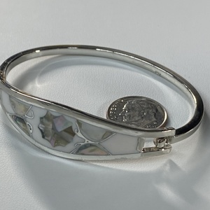  Silver 925 15.08g Bracelet Hinged Bangle w/ White Inlay