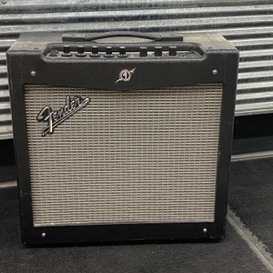 Fender Mustang II V2 Amp / Guitar w/ Built In FX 