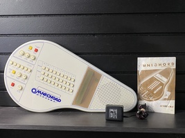Suzuki OM-27 Omnichord In Case w/ Power Supply 