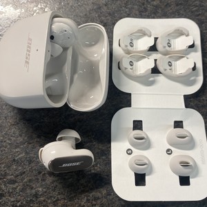 Bose 441408 Headphones Earbuds White QuietComfort Ultra Earbuds