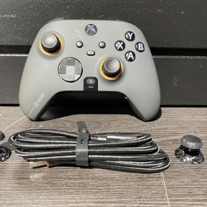 Scuf SG504-01 Controller In Box w/ Accessories 