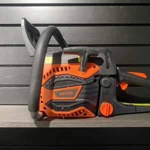Vevor CN-62GVevor CN-62G Chainsaw w/ Chain & Accessories 