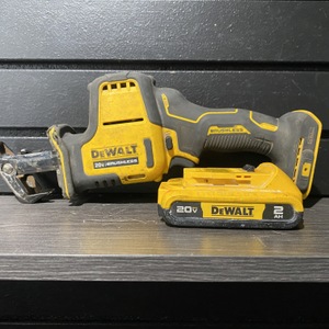 Dewalt DCS369 Reciprocal Saw 20v w/ 2Ah Battery 
