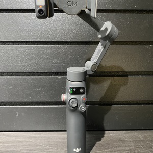 DJI DA100 Handheld gimbal w/ Tracker Module