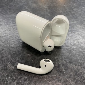 Apple A1523 Headphones Earbuds Airpods Gen1