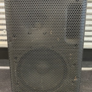 QSC CP8 Speaker Active 8" - 1000w - 2way Powered 