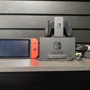 Nintendo HAC-001 Switch Classic w/ Accessories (Condition) 