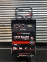 Schumacher SE-6030 Battery Charger 300A Start - 60,30,4A Charge 